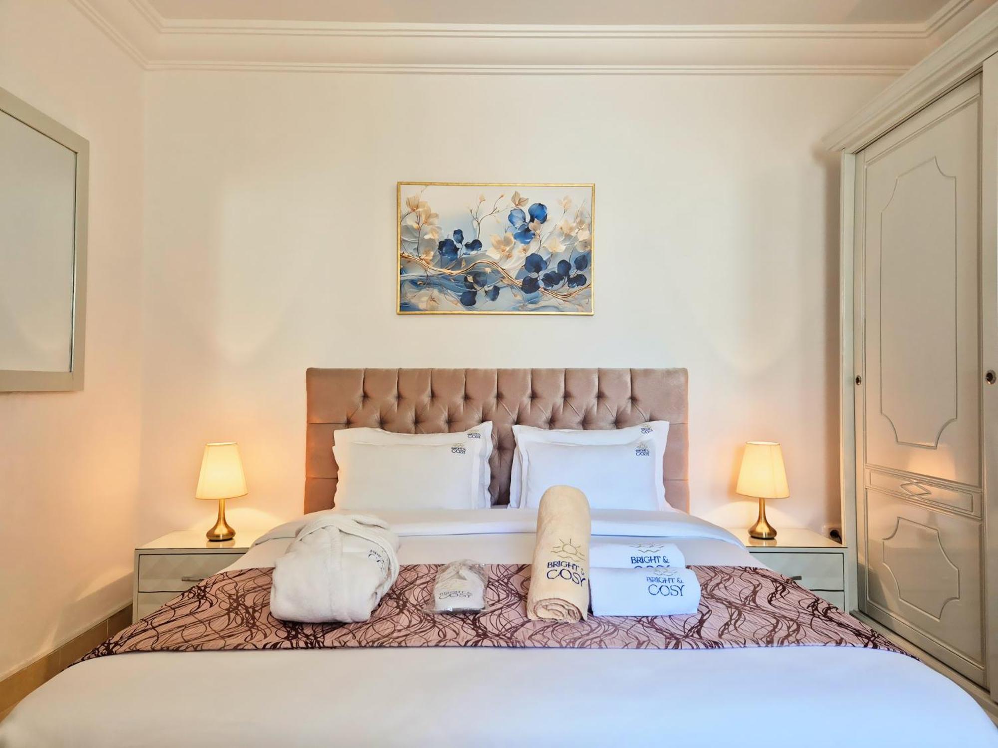 Villa L'orchidee - De Luxe Avec Piscine Chauffee, Ascenseur Privatif Et Vue Sur Le De Tunis