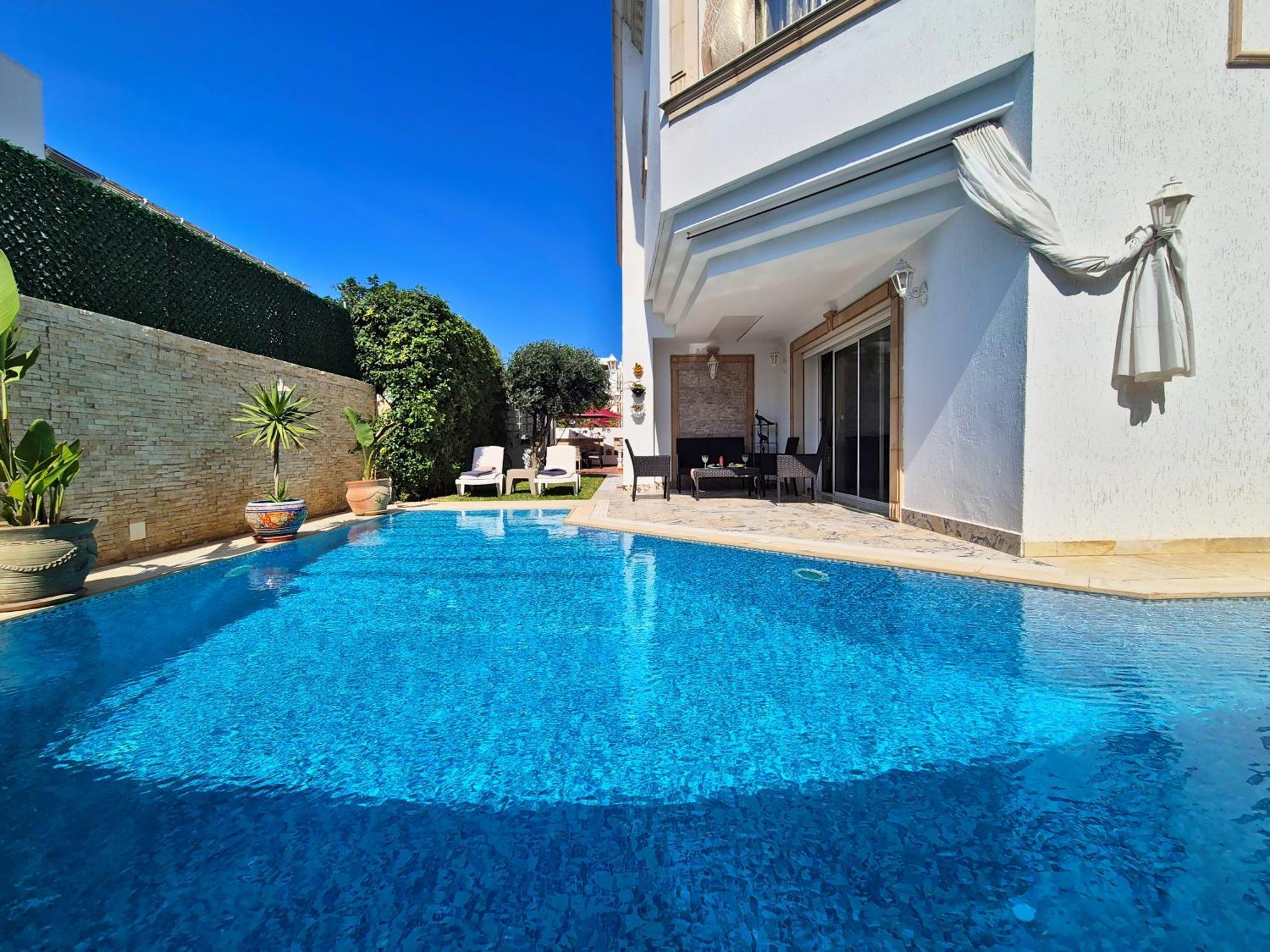 L'orchidee - De Luxe Avec Piscine Chauffee, Ascenseur Privatif Et Vue Sur Le De Villa