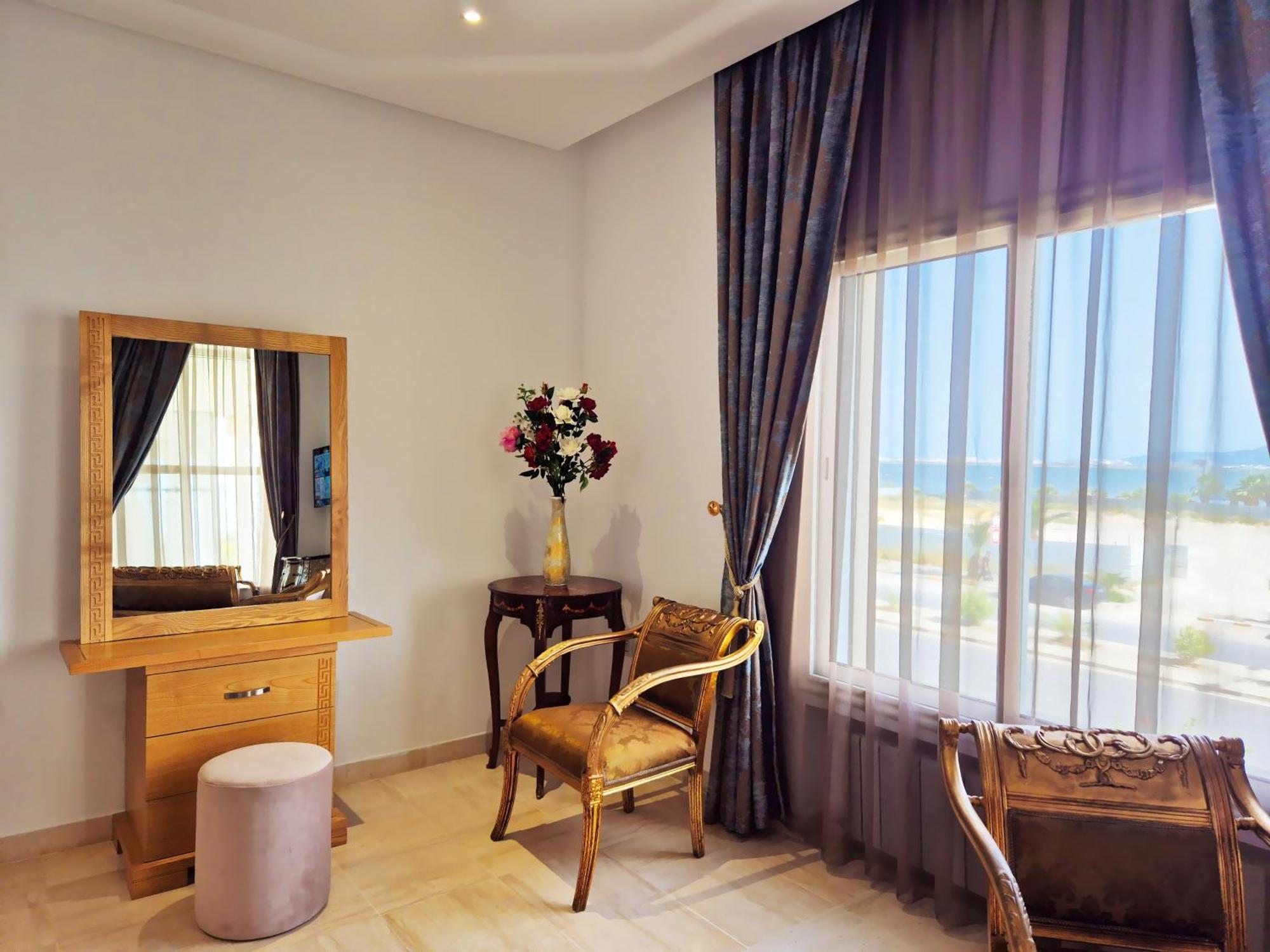L'orchidee - De Luxe Avec Piscine Chauffee, Ascenseur Privatif Et Vue Sur Le De Tunis